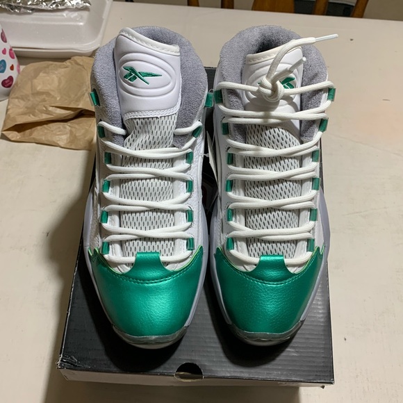 Reebok Question Mid Philadelphia Eagles Size 8 Silver Green Cream Mens Shoes - Picture 3 of 11